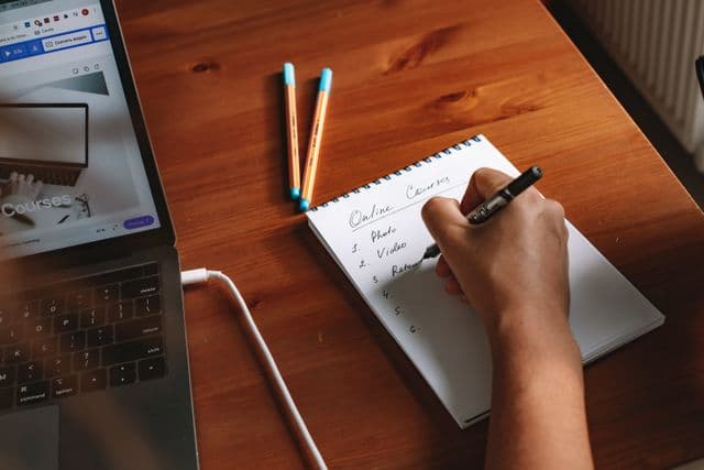 Best Webflow courses in 2026 compared